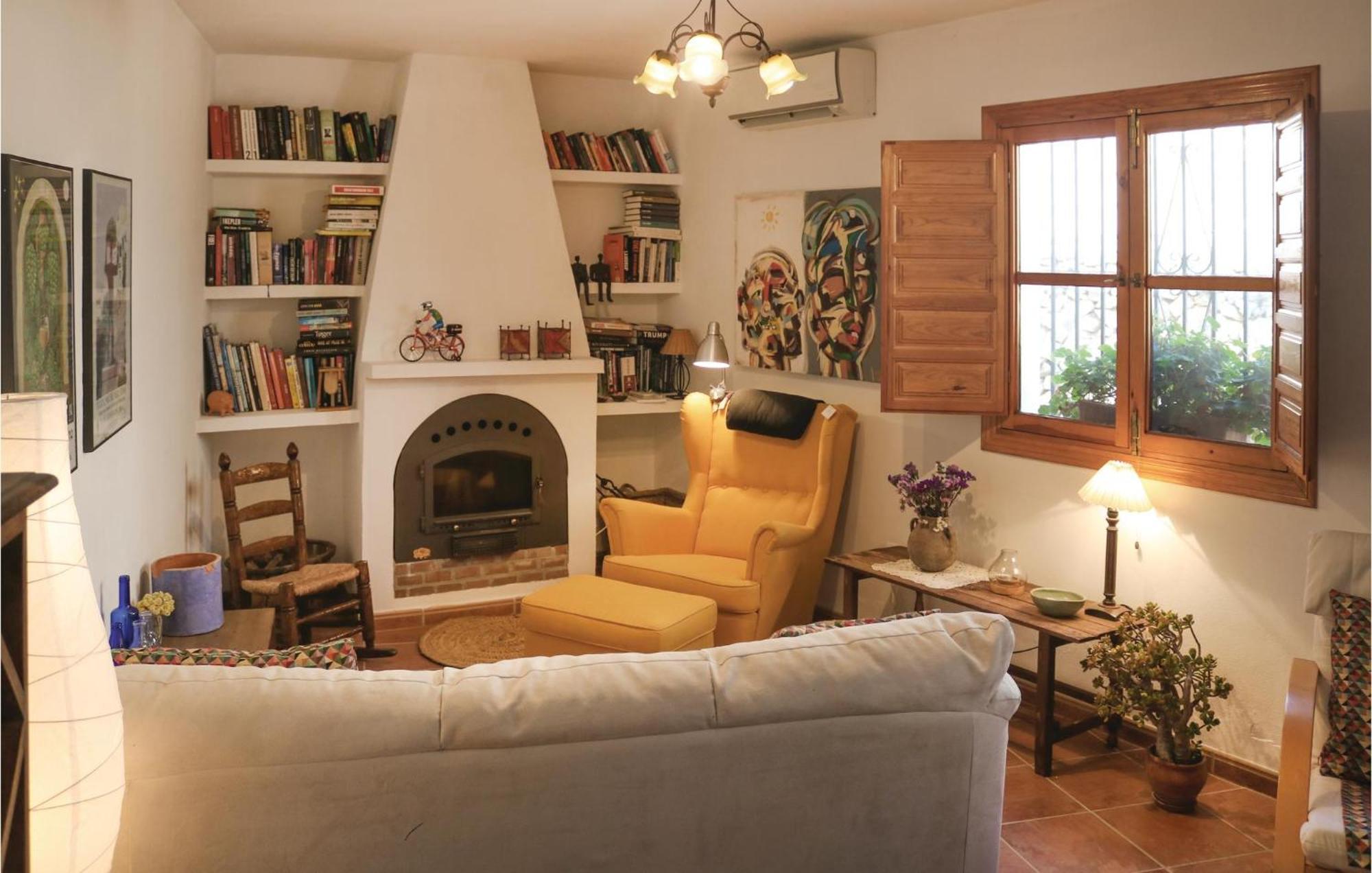 Nice Home In Canillas De Albaida With Wifi Exteriör bild