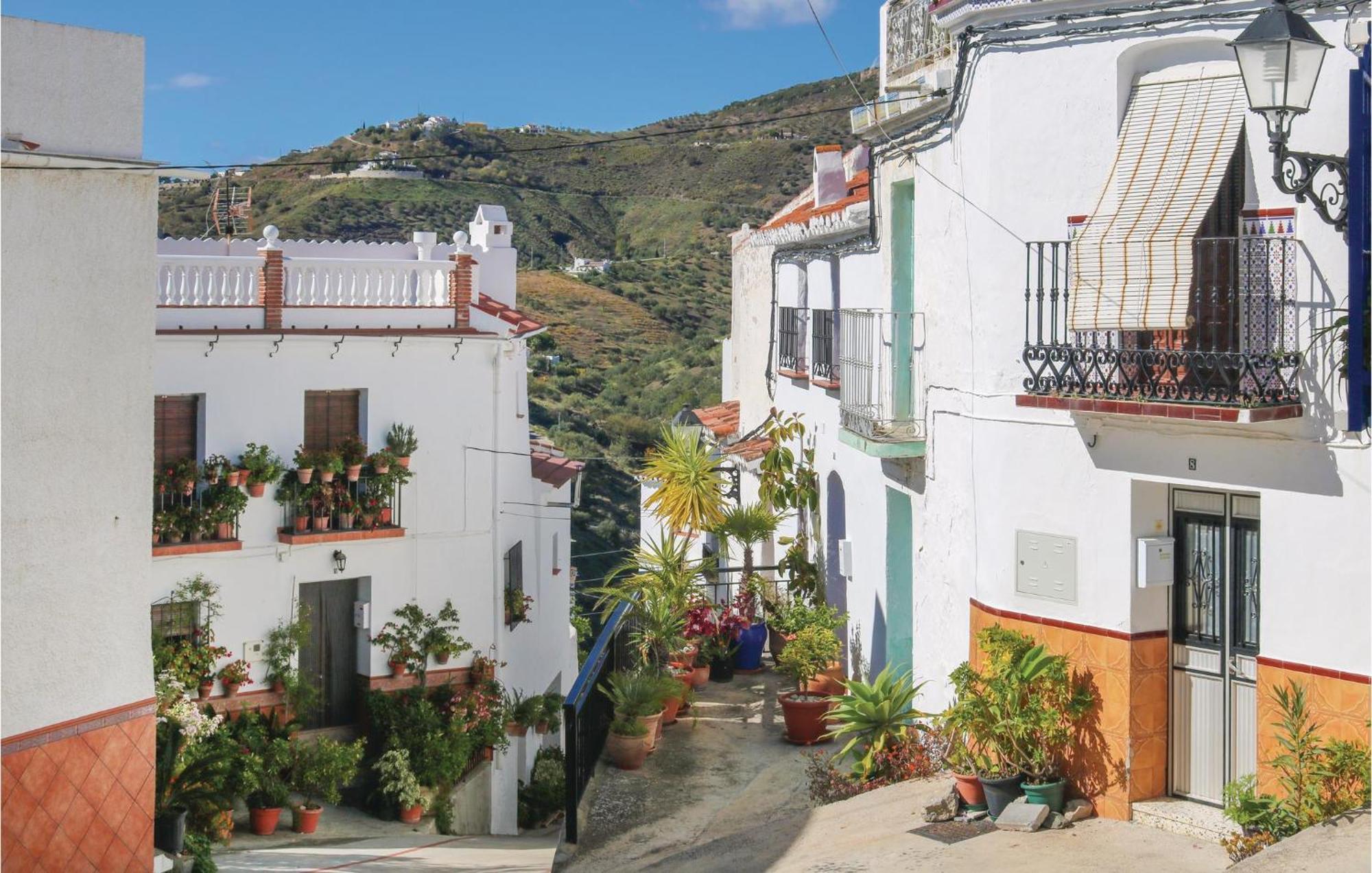 Nice Home In Canillas De Albaida With Wifi Exteriör bild